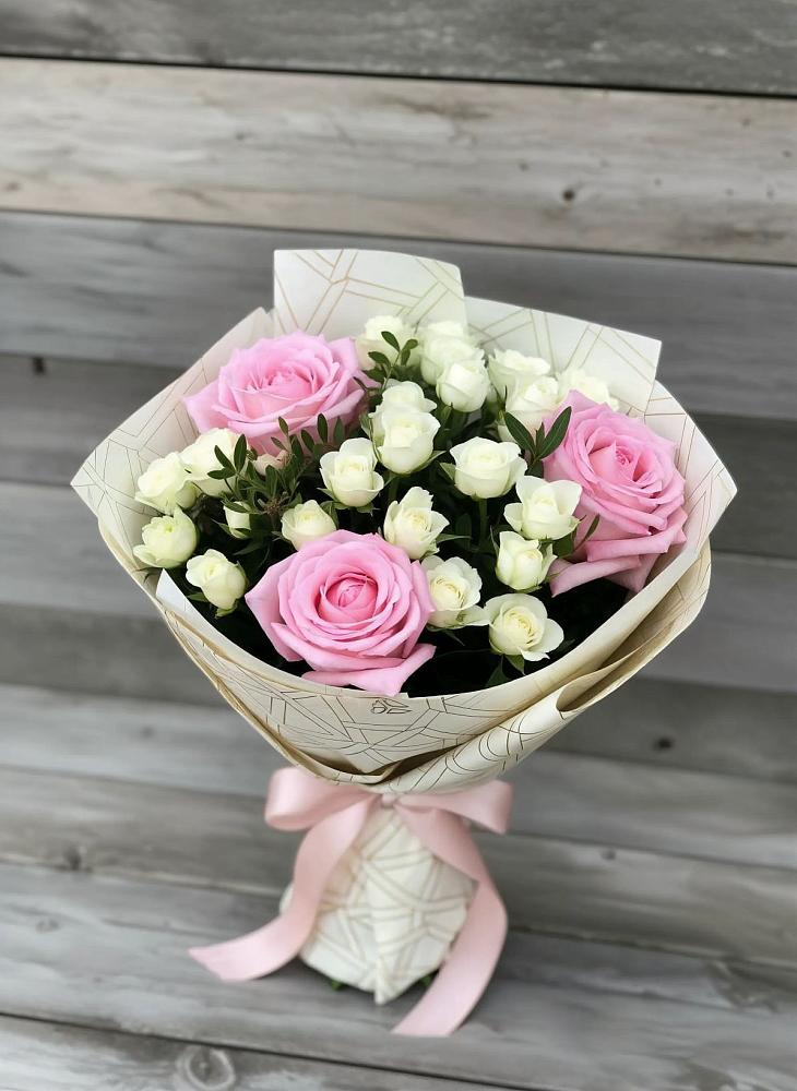 Букет цветов из: Розы в Ростовановском