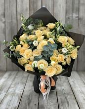 Букет цветов из:  Розы и Лизиантусы #REPLACE_PRED# Ростовановском