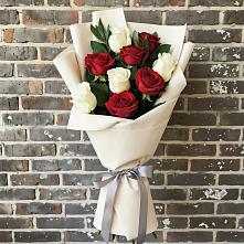 Букет цветов из:  Розы #REPLACE_PRED# Ростовановском
