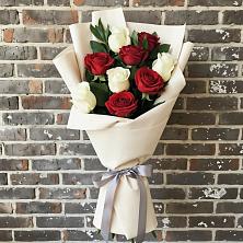 Букет цветов из:  Розы в Ростовановском
