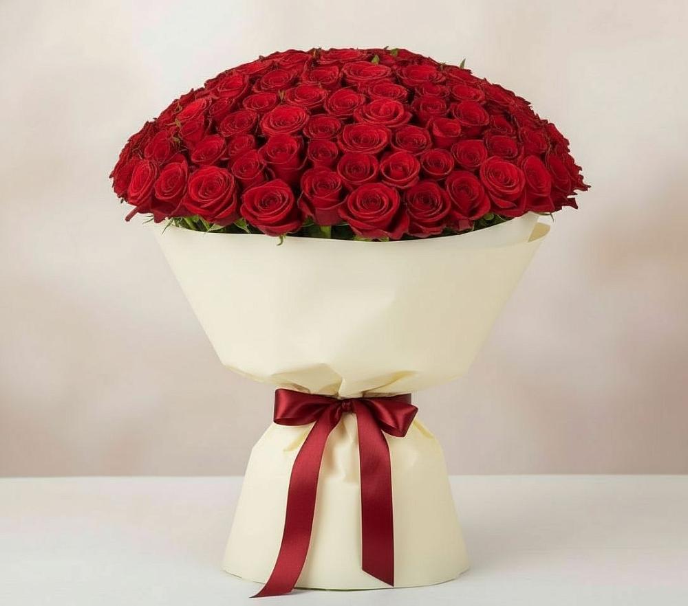 Букет 101 Красная роза Милано в Ростовановском