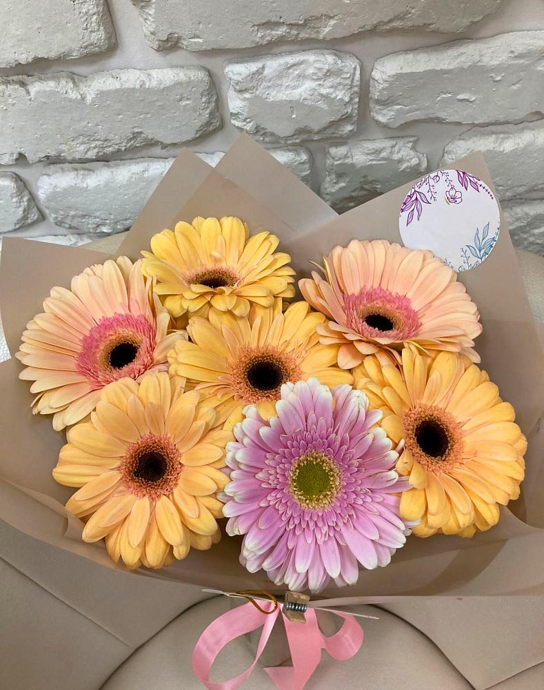 Букет цветов из: Герберы в Ростовановском