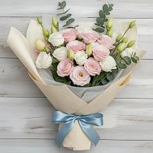 Букет цветов из:  Лизиантусы в Ростовановском