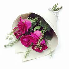 Букет цветов из:  Розы в Ростовановском