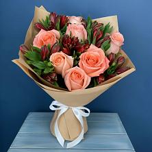 Букет цветов из:  Розы и Альстромерии в Ростовановском
