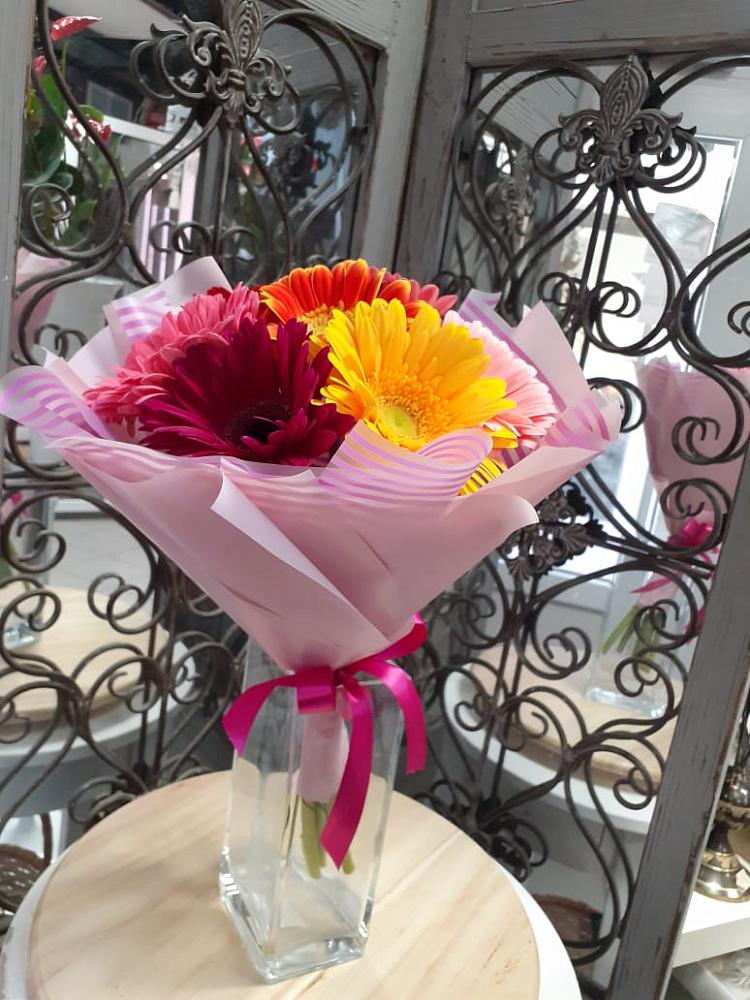 Букет цветов из: Герберы в Ростовановском