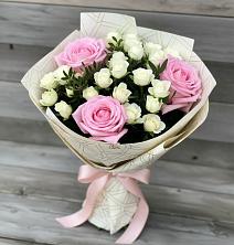 Букет цветов из:  Розы в Ростовановском