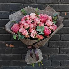 Букет цветов из:  Розы в Ростовановском